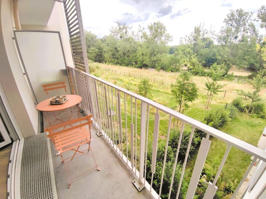 Au Calme Sur Le Canal Et Proche Disney Vaires-sur-Marne Kültér fotó